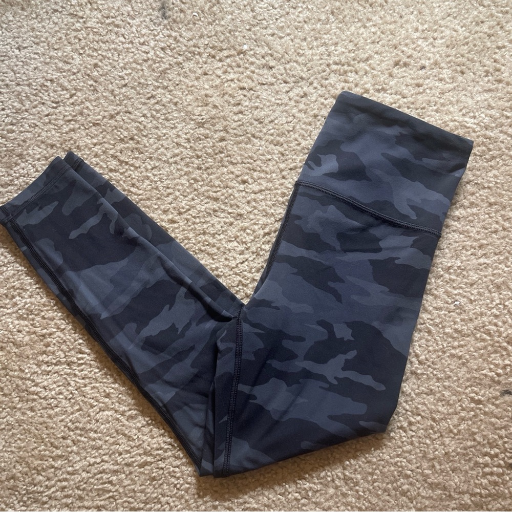 Athleta Camo Leggings - Black and Gray